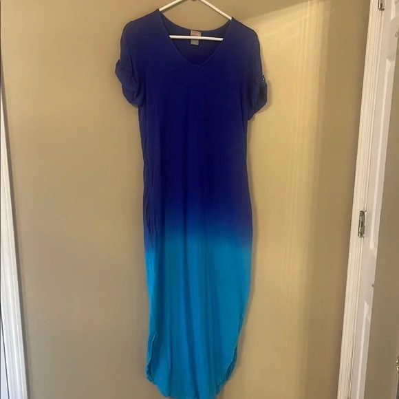 Chico's Blue Casual Maxi Dress with Cuffed Short Sleeves